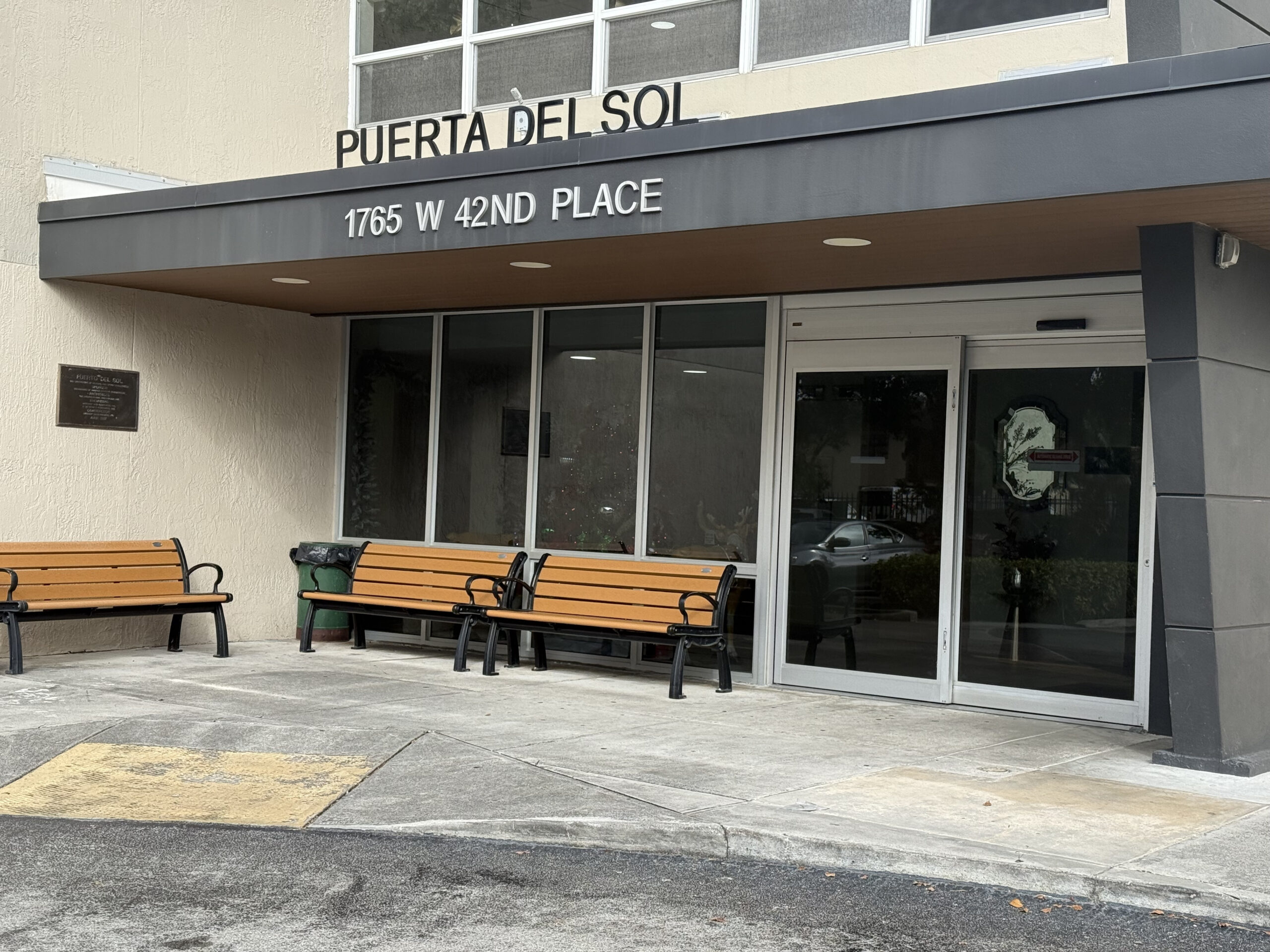 Puerta Del Sol Apartments - VOA Florida